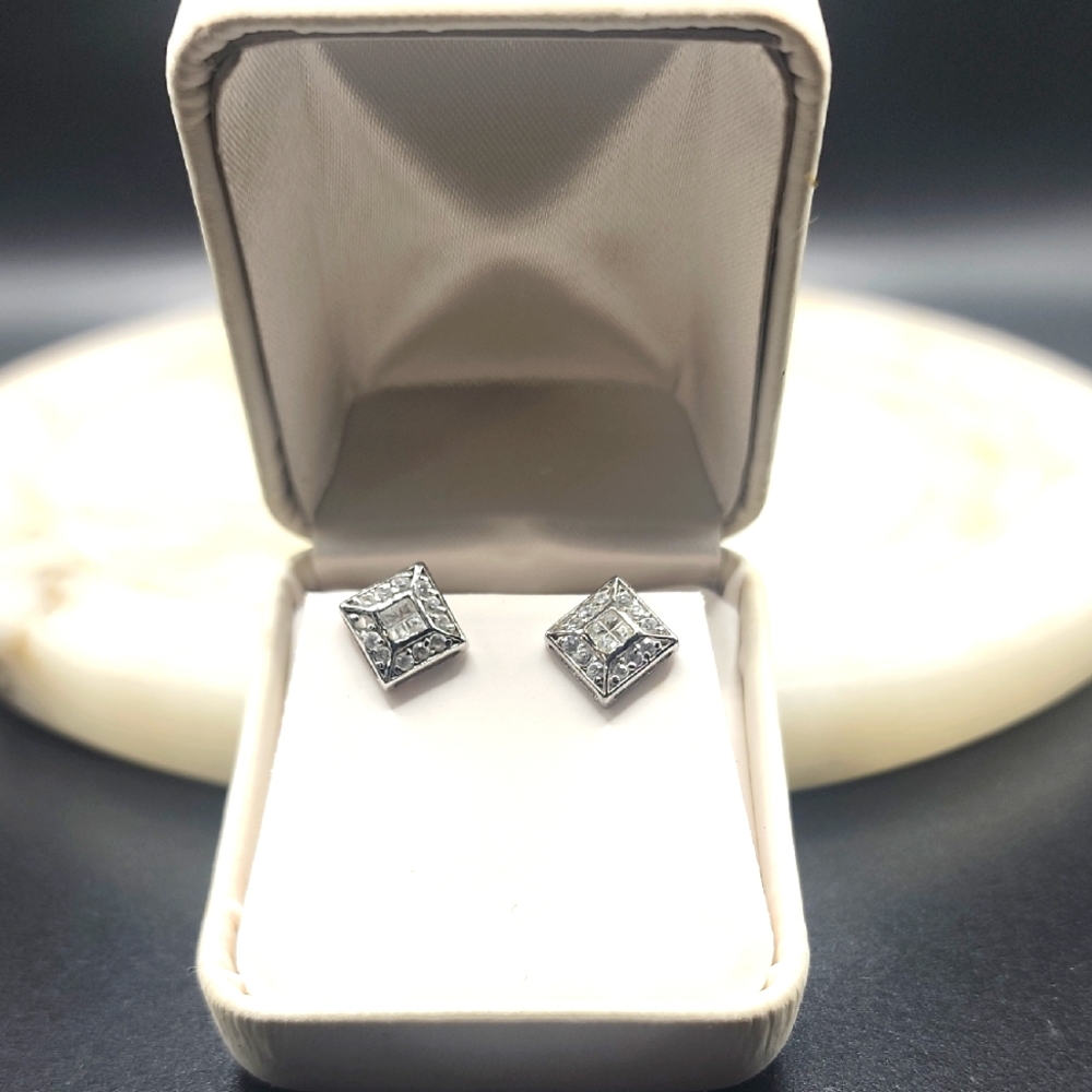 Elegant Sterling Silver Stud Earrings w/Cluster faux Diamonds 925